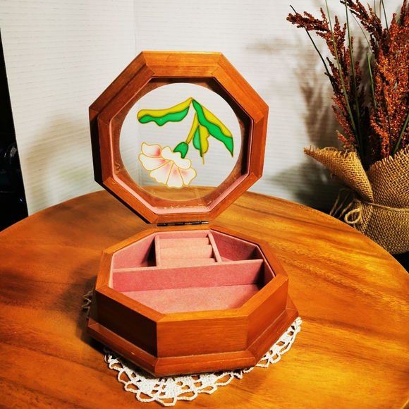 Vintage Octagonal Wooden Jewelry Box with Faux Stained Glass Lid - Picture 5 of 16